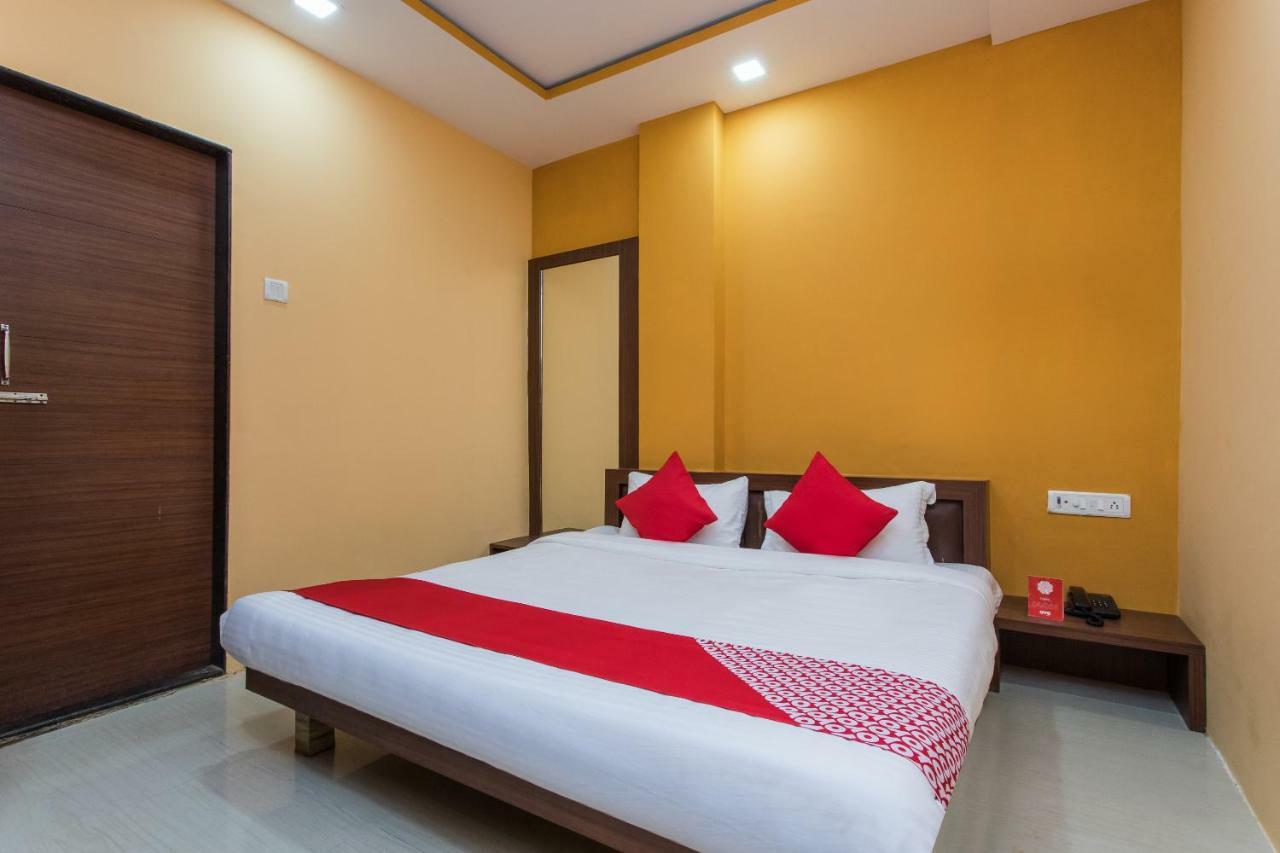 Oyo 17161 Hotel Mahalaxmi Удджайн Экстерьер фото