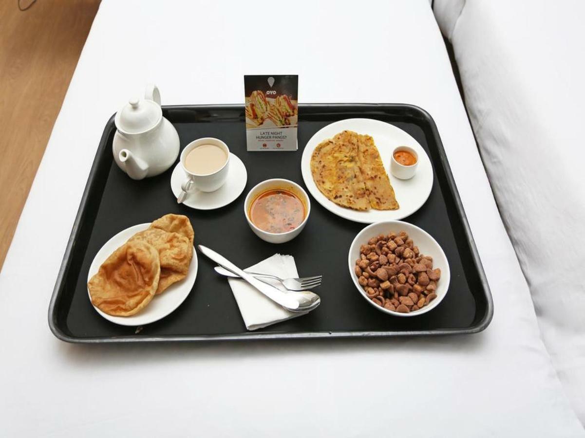 Oyo 17161 Hotel Mahalaxmi Удджайн Экстерьер фото